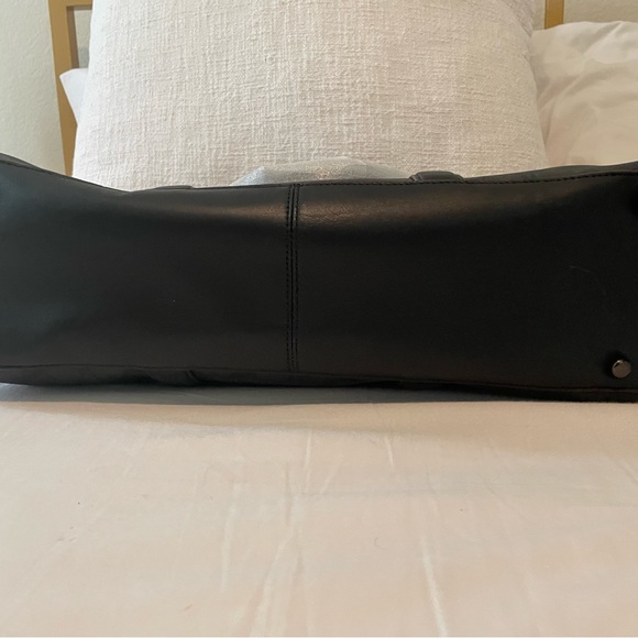 NWT Authentic COACH Trekker Weekender Carryall Travel Bag 🧳. - Picture 8 of 8